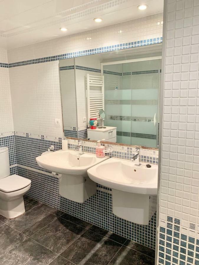 Formentor Beach Primera Linea De Playa Apartment Salou Ngoại thất bức ảnh